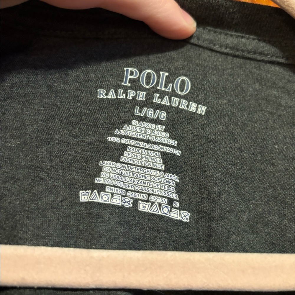 POLO RALPH LAUREN Dark Gray Men’s Short Sleeve V-Neck T-Shirt Size Large - Picture 3 of 4